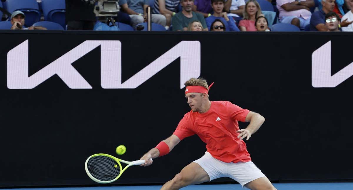 Alejandro Davidovich está en la cuarta ronda del Open de Australia gracias a dos magníficas remontadas. /EFE