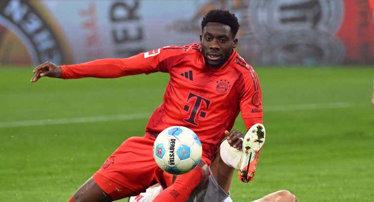 Alphonso Davies, con el Bayern.