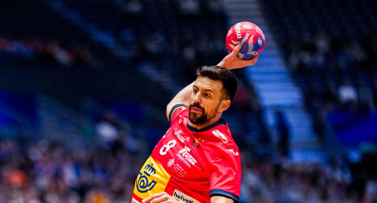 El jugador de la Selección española de balonmano Agustín Casado./EFE