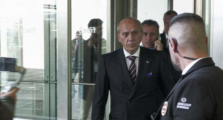 José María del Nido Benavente llegando a la Junta del Sevilla.