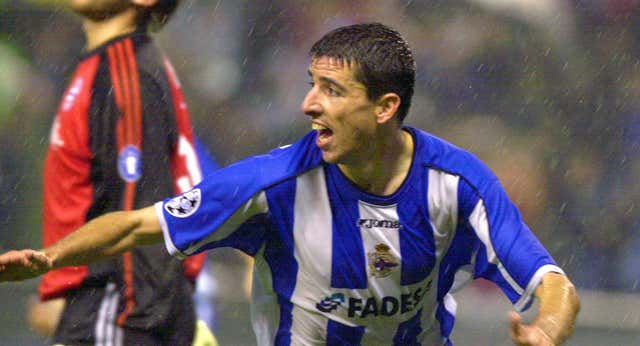 Makaay pone en un altar al Deportivo y recuerda su no fichaje por el Barça: «Eligieron a un catalán porque no querían otro holandés»
