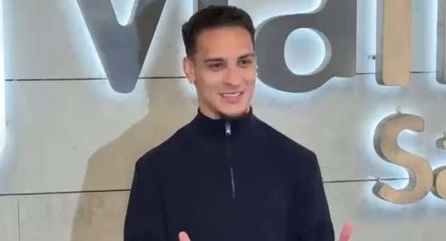 Antony llega al Betis: juguete roto en la Premier, pero el «refuerzo» que Pellegrini quiere devolver a la élite