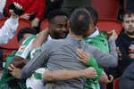 Bakambu sale de las catacumbas para revivir al Betis y darle un duro golpe al Mallorca
