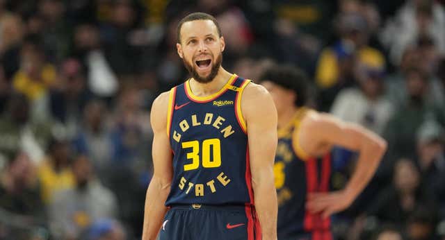 LeBron James saca de quicio a su amigo Stephen Curry, que vive su noche más aciaga de cara al aro rival