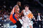 Ibaka y la segunda unidad ponen al Real Madrid en lo más alto de la clasificación de la ACB