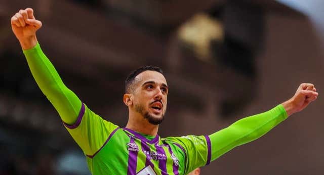 Gordillo y Piqueras sustituyen a Pablo Ramírez y Raúl Gómez en la Selección