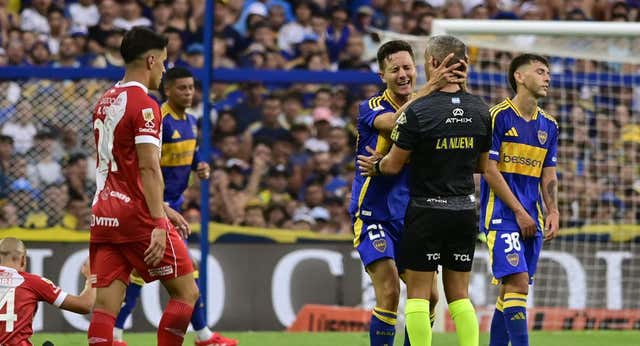 El primer día de Ander Herrera en La Bombonera con Boca: presencia de su familia, padrino de un juvenil y expulsión perdonada