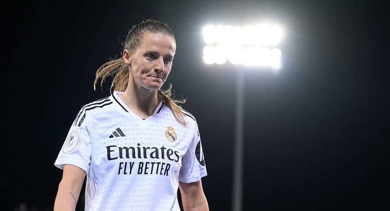 Sandie Toletti durante las semifinales de la Supercopa.