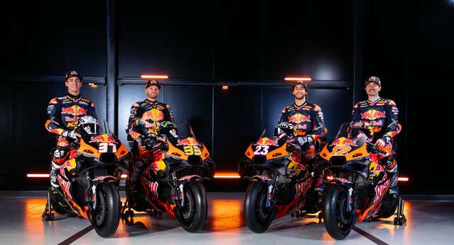 KTM presenta sus colores en plena crisis