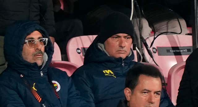 La Europa League deja un gran papel español, la salvación agónica de Mourinho y unos cruces bomba