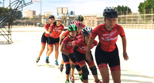 El sueño de las niñas patinadoras de Murcia se hace realidad: “Es triste tener a deportistas que pueden llegar alto y que no puedan seguir creciendo”