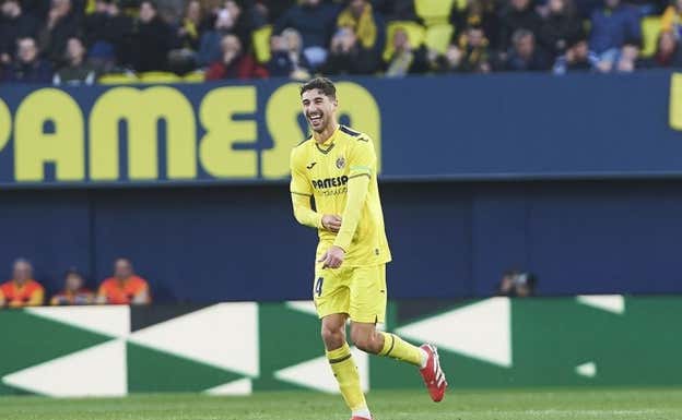 Comesaña celebra el tercero.  LALIGA