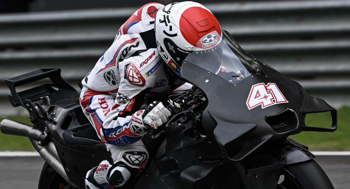 Aleix Espargaró con la Honda en el Shakedown de Sepang. /@AleixEspargaro