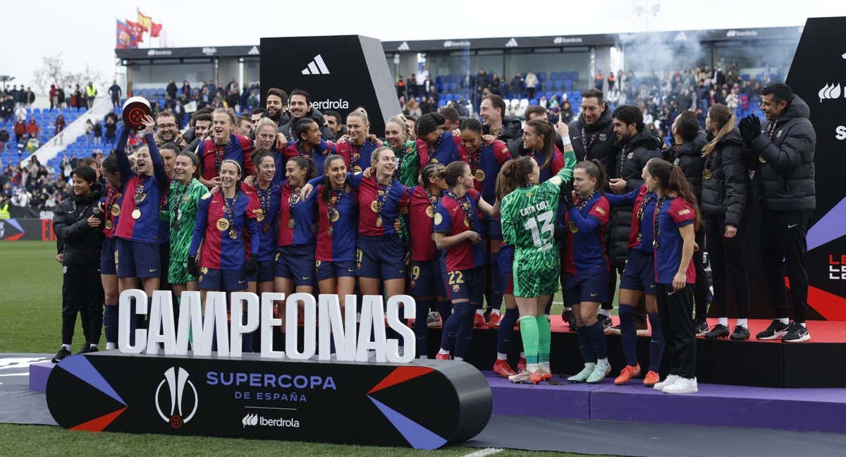 El Barça ganó el torneó después de golear al Real Madrid en la final.