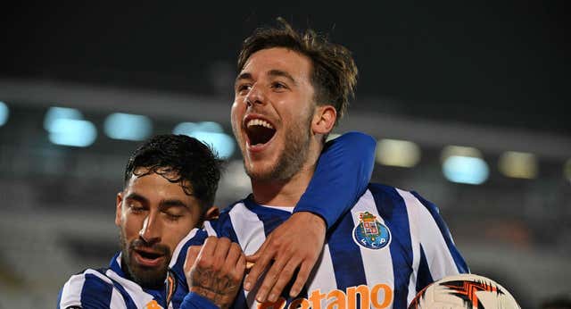 Cierra el mercado de fichajes con el Cucho, Joao Félix y Nico como bombas y LaLiga con menos gasto que la Segunda División alemana