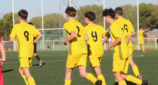 Terror en un partido juvenil en Segovia: pelea en un túnel de vestuarios con las luces apagadas, jugadores en el hospital y ni rastro de los vídeos