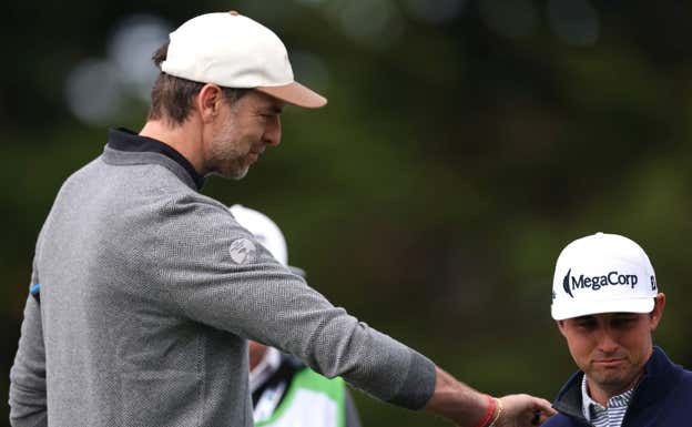 Pau Gasol con JT Poston en Pebble Beach. Reuters