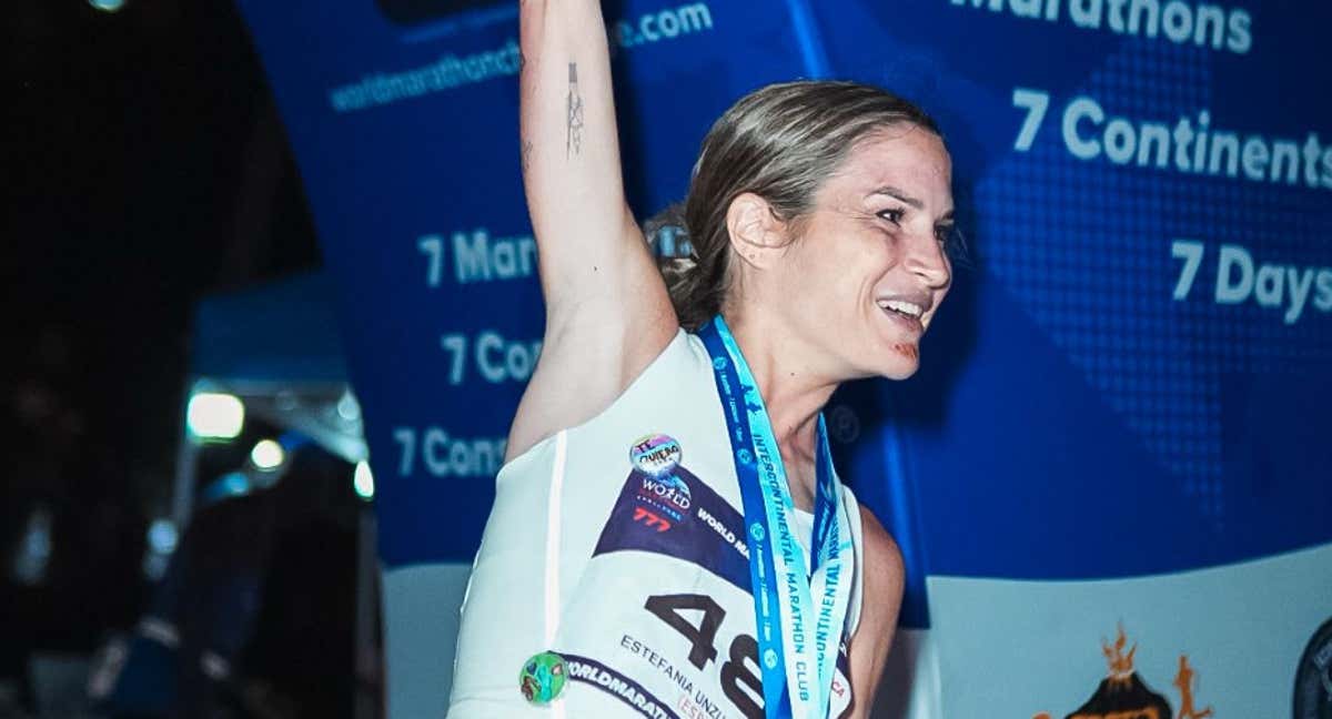 Verdeliss celebra su victoria en el World Marathon Challenge./WORLD MARATHON CHALLENGE