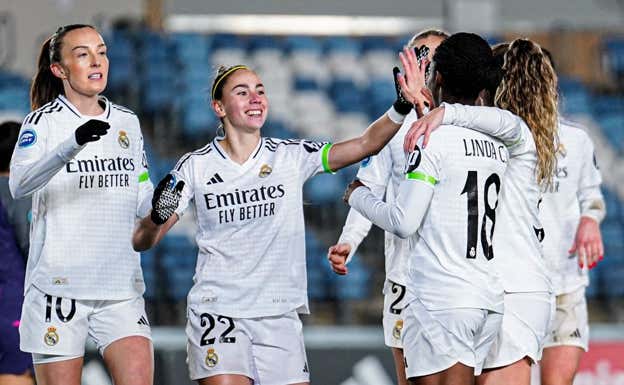 Las jugadoras del Madrid celebrando un gol.  REAL MADRID FEMENINO