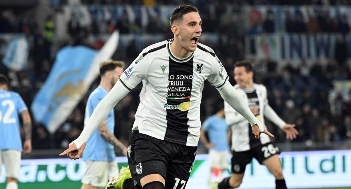 Lorenzo Lucca celebra un gol./UDINESE