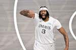 Anthony Davis grita «¡Estoy aquí!» en el 'funeral' de Luka Doncic y luego se lesiona