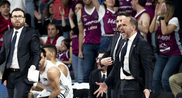 Las dos caras que muestran el ‘pero’ de un Real Madrid que llega líder a la Copa: «Hay que tener paciencia…»