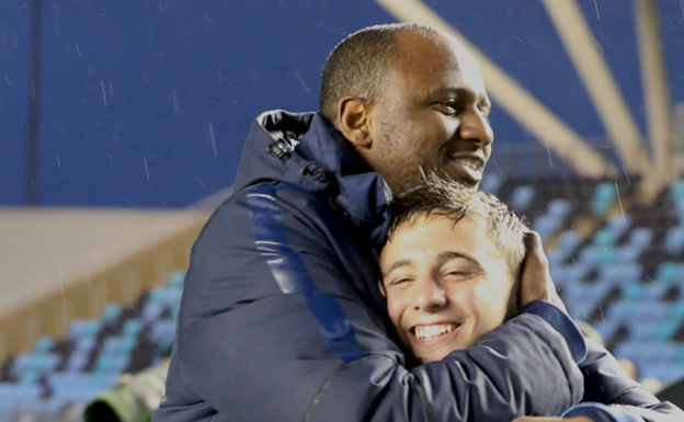 Patrick Vieira y Maffeo.  Manchester City.
