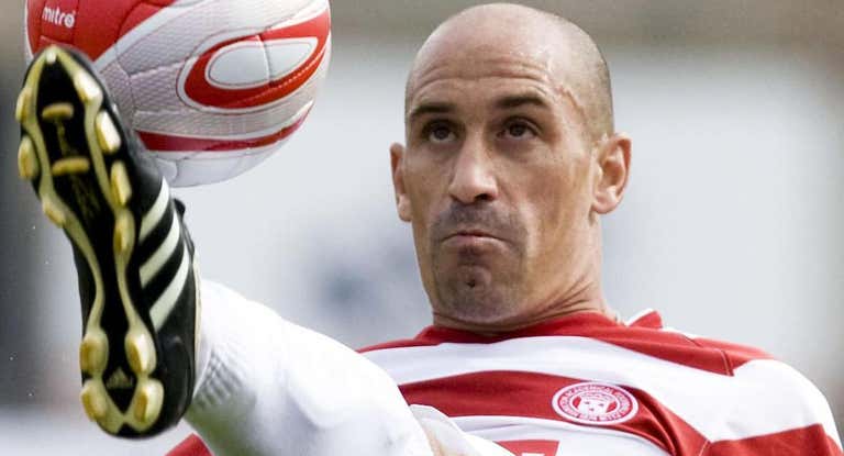 Luis Rubiales jugó tres partidos de liga con el Hamilton Academical en 2009.