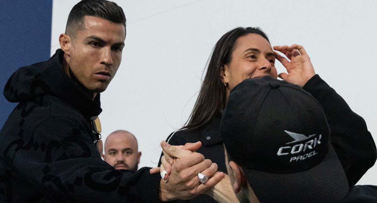 Cristiano en el palco del Premier Padel de Riad./PREMIER PADEL