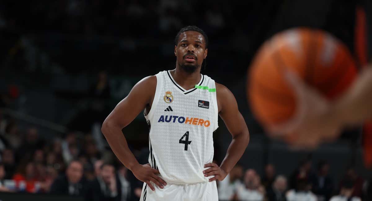 Dennis Smith Jr. disputa su primera Copa del Rey con la camiseta del Real Madrid de baloncesto./EFE