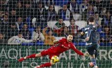 FIFA planea una revolución en los penaltis que condena al que falla y aplauden los porteros