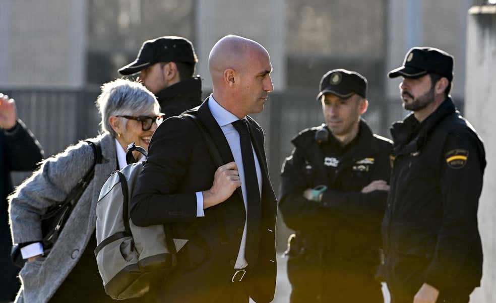 Un “aunque parezca mentira” da carpetazo al 'Caso Rubiales' y abre 15 días con la pelota en el tejado del juez