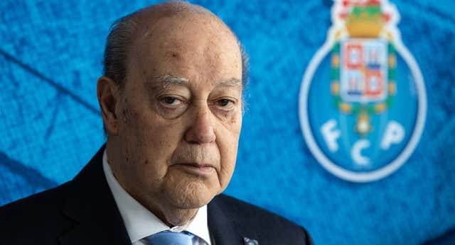 Muere Pinto da Costa, expresidente del Oporto y una de las figuras claves del fútbol reciente