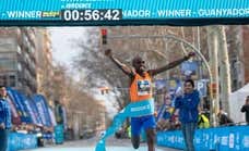 Jacob Kiplimo bate el récord del mundo de media maratón en Barcelona sin pretenderlo: «Solo quería hacer una buena carrera»