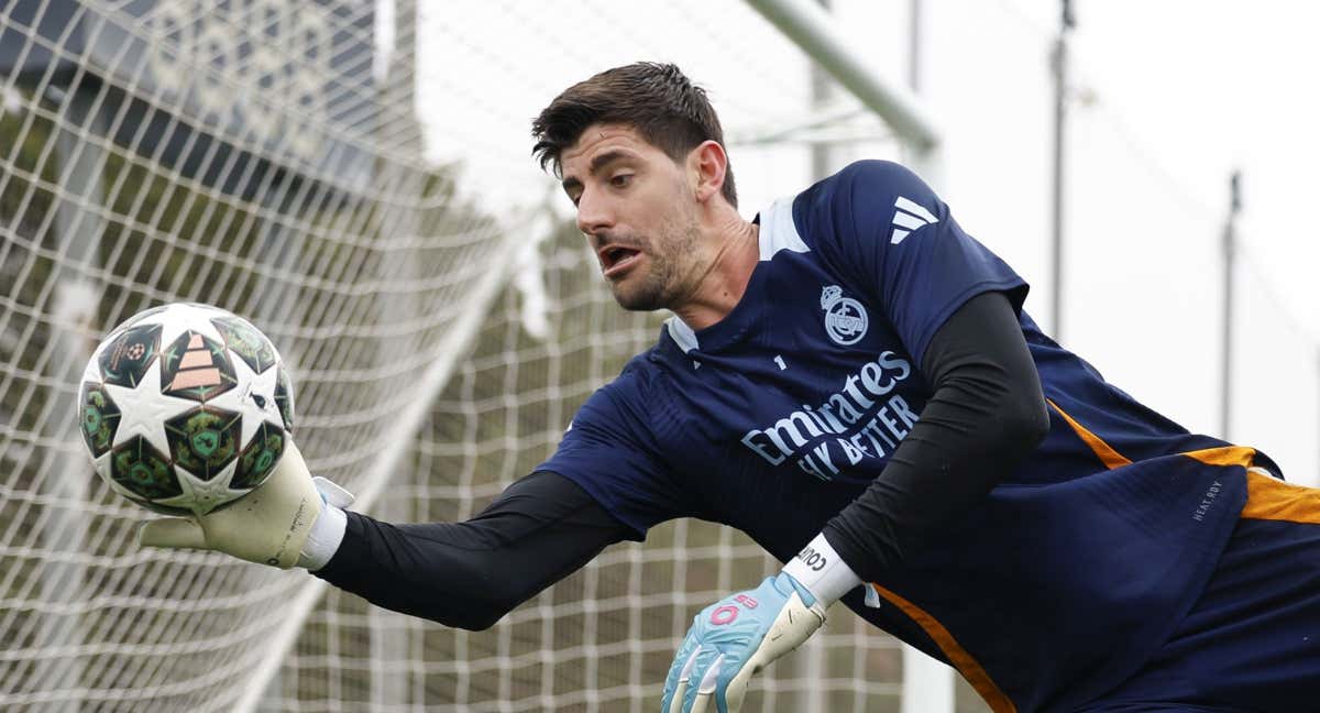 Thibaut Courtois, en un entrenamiento con el Real Madrid. /GETTY