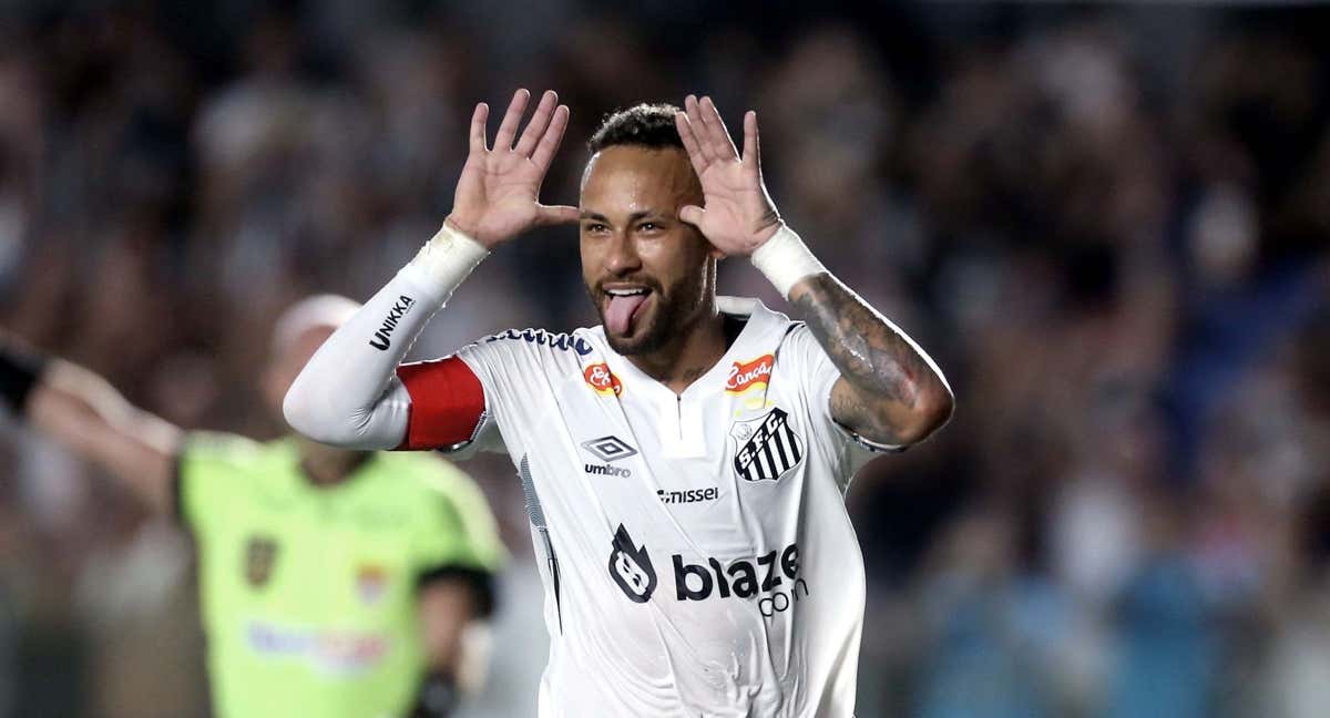 Neymar, en un partido con el Santos./EFE