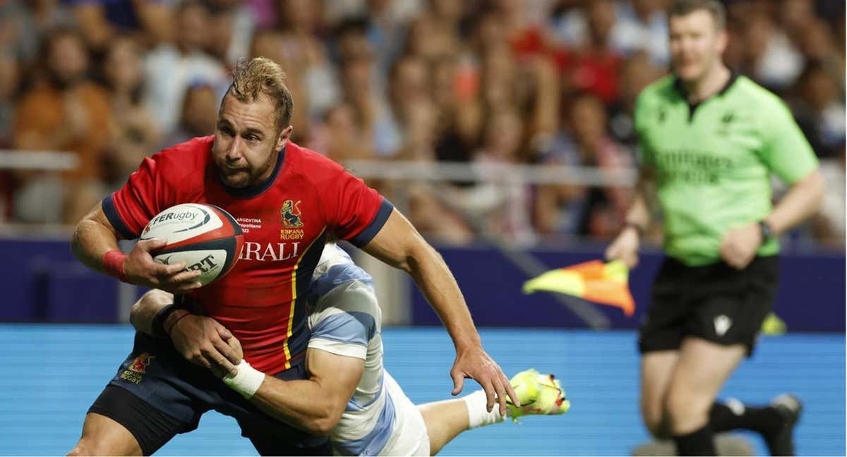 Bell en un lance del juego del España vs Argentina. /Ferugby