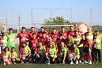 El equipo de Torre Baró que reencarna la lucha de Manuel Vital y su autobús en 'El 47': «Para jugar a fútbol tienes que irte a otro barrio»