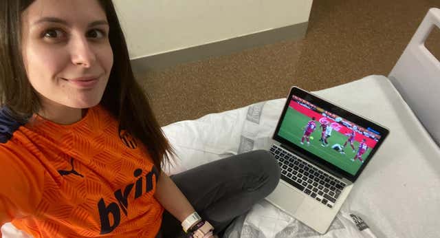Noah Higón, la valencianista que toma 40 pastillas al día por sus siete enfermedades raras: «Hay que ser conscientes de la realidad del Valencia, igual que yo soy consciente de mi vida»