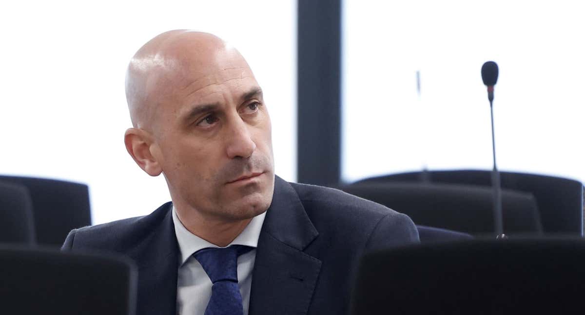 El expresidente de la RFEF Luis Rubiales durante el juicio.