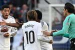 El Real Madrid pasa a la acción y el Bernabéu atronará en el minuto 12: «Corrupción en la Federación»