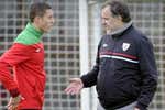 El calentamiento que cambió la carrera de De Marcos y enamoró a Bielsa: «Prepárese que va a jugar»