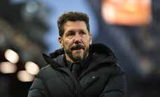 Simeone confirma que Musso será titular contra el Barcelona y pone por las nubes a Flick