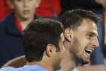 Valjent le estalla la pompa al Sevilla a última hora... y empuja al Mallorca a seguir soñando con Europa
