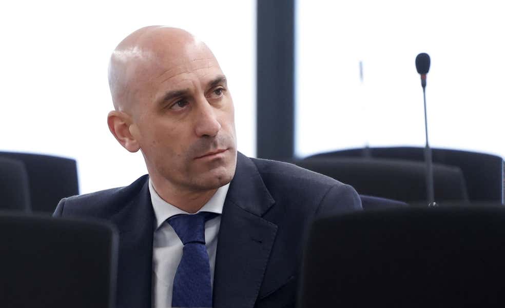 El TAS califica el comportamiento de Luis Rubiales con Jenni Hermoso como «contrario a los principios de decencia»