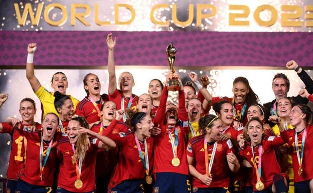 Cinco campeonas del mundo de fútbol se cuelan en el top-20.
