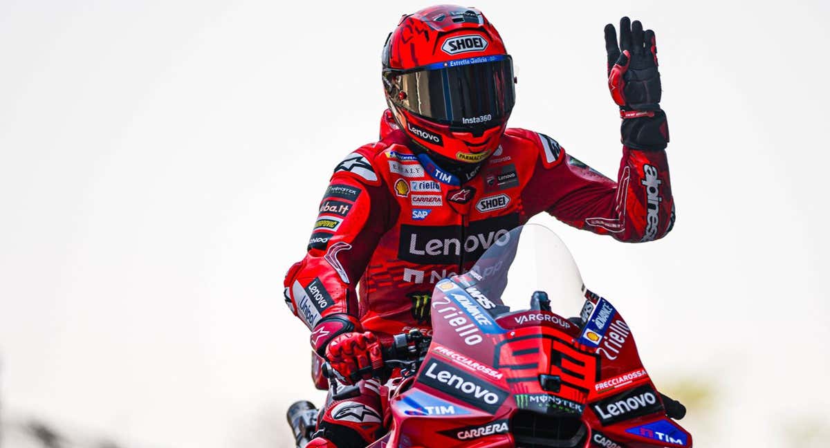 Marc Márquez llegando al box.
