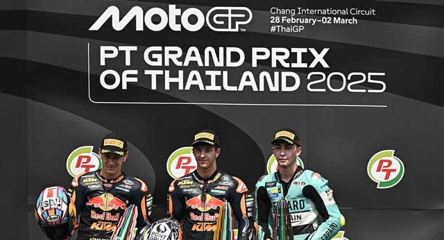 ¡Cómo empiezan las motos! Rueda corona el triplete español de Moto 3