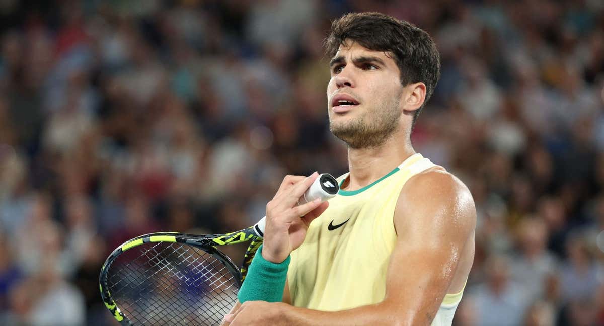 Carlos Alcaraz durante su partido ante Zverev en el Open de Australia./AFP