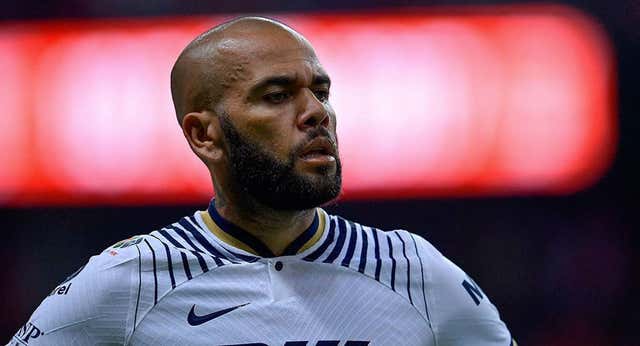 Pumas UNAM demanda a Dani Alves ante el TAS